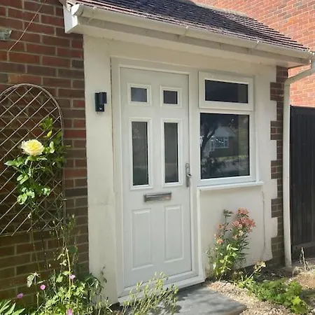 Studio 40 Cosy Compact Space In Quiet Location In Seaford Exterior photo